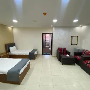 Zuwwar فندق